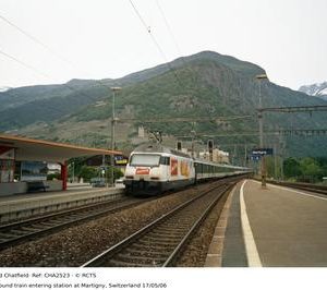 CHA2523
